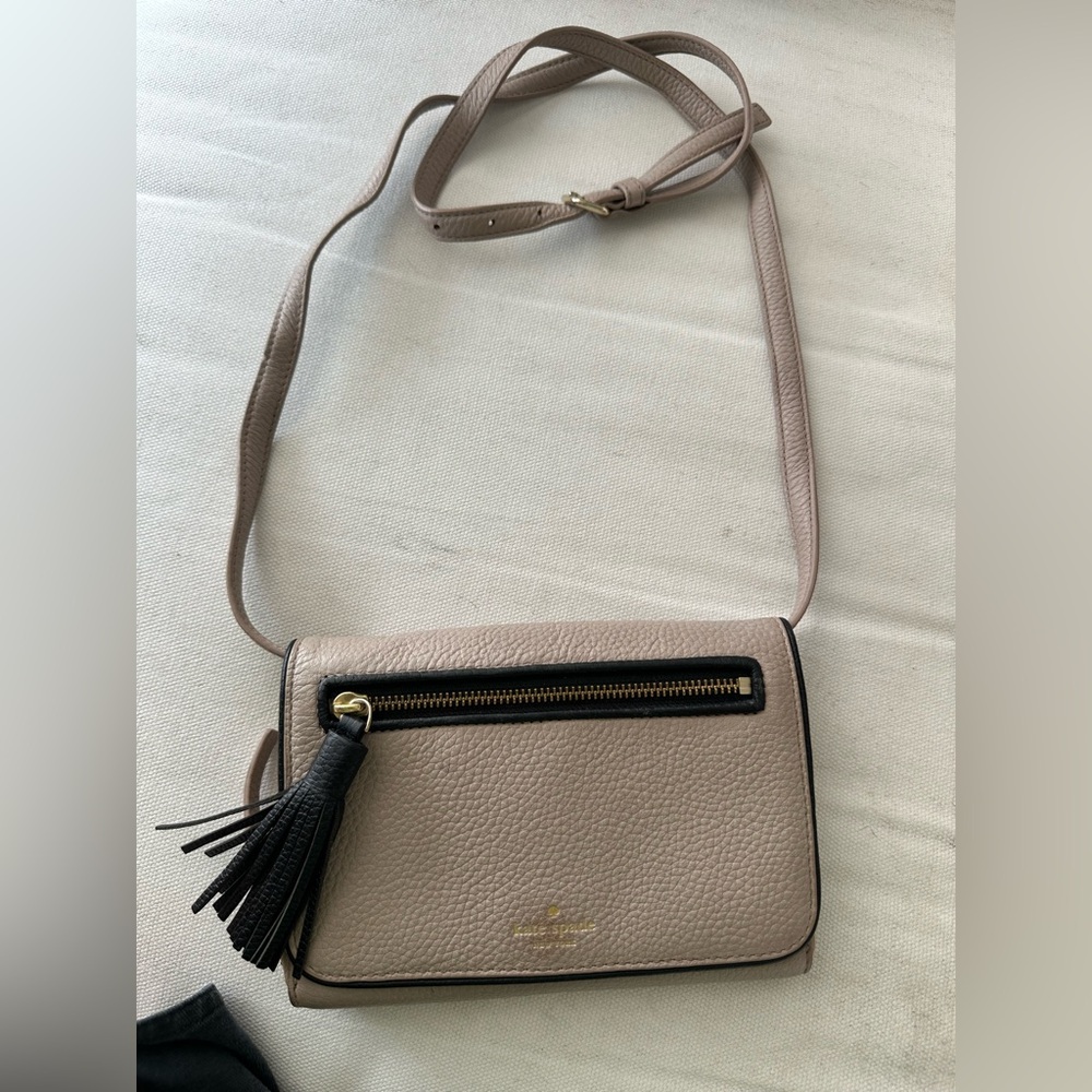 Kate Spade Taupe Interior Handbag